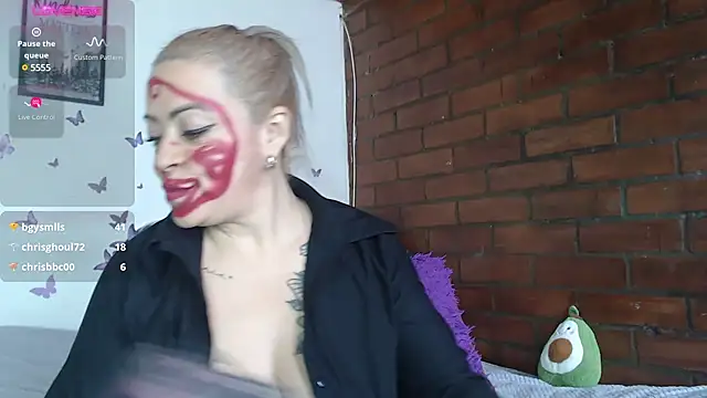 Snapshot of LIila28six chatting on February 2025 03:26:02 PM LIila28six online show from February 2025 03:26:02 PM