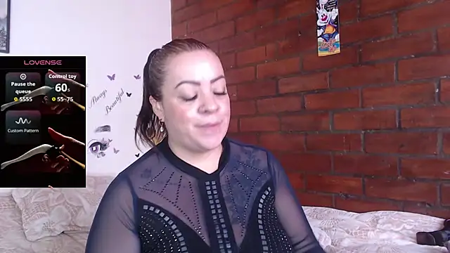 Snapshot of LIila28six chatting on April 2026 02:09:01 PM LIila28six online show from April 2026 02:09:01 PM