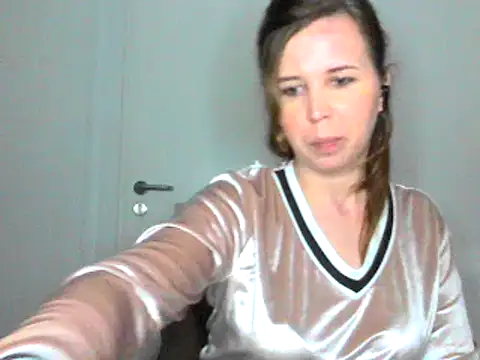 Snapshot of loveis007 chatting on February 2025 01:30:02 AM loveis007 online show from February 2025 01:30:02 AM