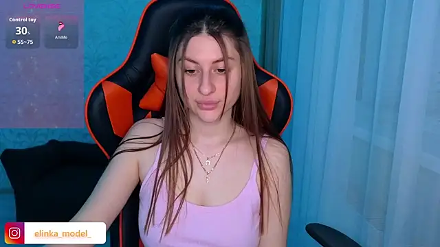 Snapshot of Elishka_ chatting on June 2026 08:43:01 PM Elishka online show from June 2026 08:43:01 PM