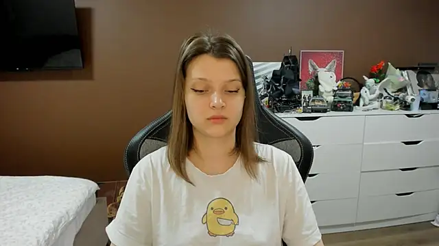 SoniNesti online show from May 2026 03:07:01 PM