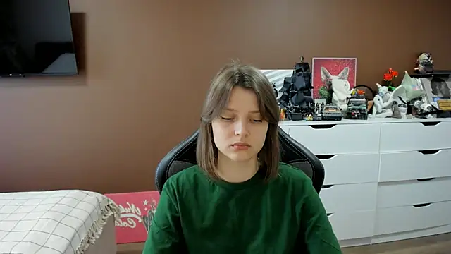 SoniNesti online show from July 2026 02:37:01 PM