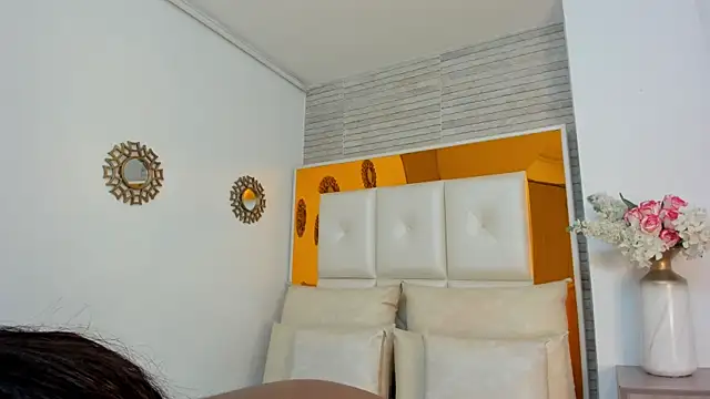 Snapshot of ShaniaBrownn chatting on January 2025 07:48:02 PM ShaniaBrownn online show from January 2025 07:48:02 PM