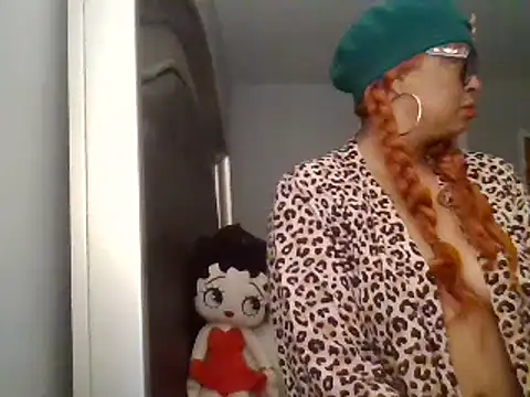 MSweetLindaParks online show from March 2025 09:13:01 AM