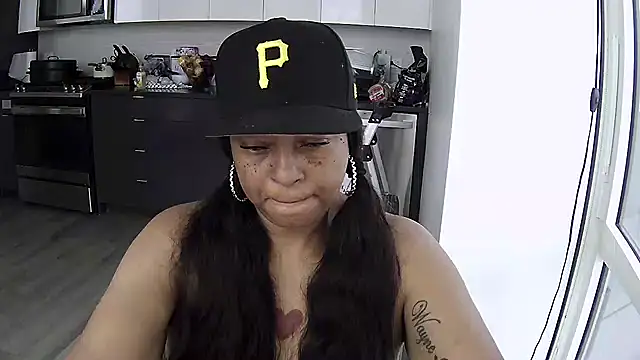 MSweetLindaParks online show from July 2026 02:53:02 PM