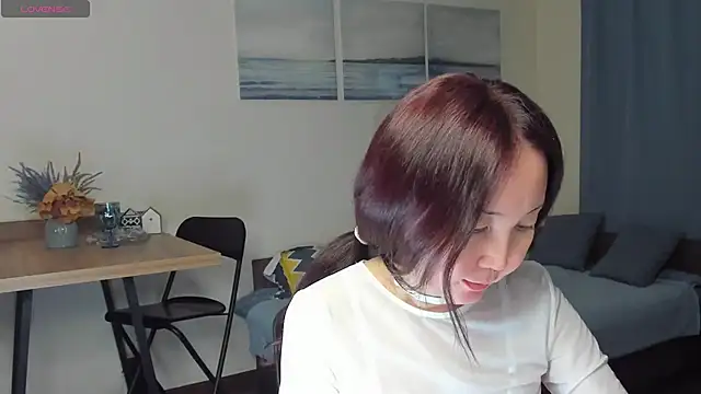 AvroraSakura online show from December 2024 04:38:01 PM