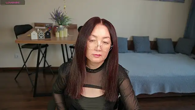 AvroraSakura online show from April 2026 11:25:01 AM