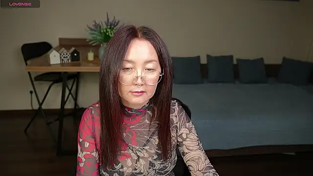 AvroraSakura online show from May 2026 05:21:01 PM