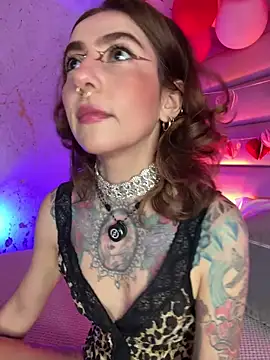 Evangelyne 1 online show from February 2026 03:52:02 PM