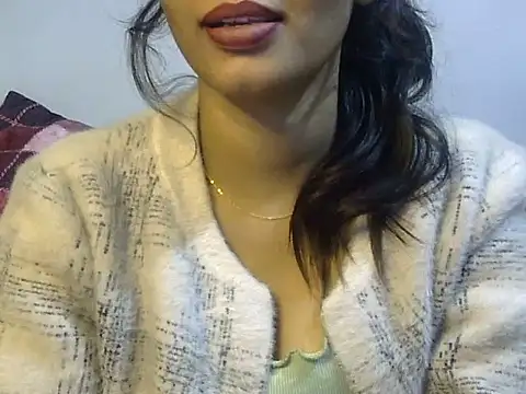 Snapshot of SEXY-MAHI- chatting on January 2025 07:08:01 PM SEXY-MAHI- online show from January 2025 07:08:01 PM