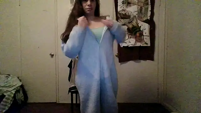 Snapshot of petitedoll29 chatting on December 2024 03:51:01 AM petitedoll29 online show from December 2024 03:51:01 AM