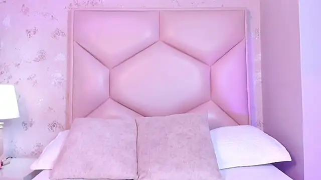 ambar sullivan online show from September 2025 11:48:01 AM