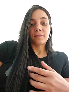 miaeyes online show from November 2025 06:52:02 PM