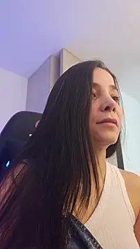 miaeyes online show from November 2025 06:07:01 PM