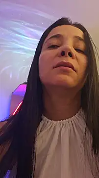 miaeyes online show from January 2026 01:14:01 PM