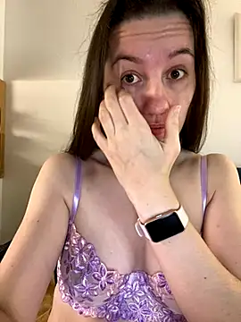 Nicole-Ray online show from November 2025 10:59:02 AM