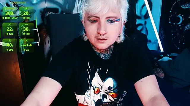 Snapshot of Marieblueeyes chatting on June 2026 08:15:01 PM Marieblueeyes online show from June 2026 08:15:01 PM