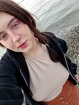 Yammy Yumi online show from March 2025 01:24:01 PM