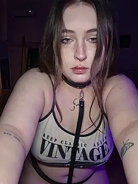 Yammy Yumi online show from July 2026 10:09:01 PM
