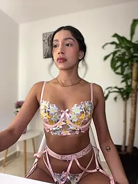 SelenaStone online show from January 2026 10:56:02 PM