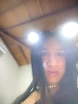 Ashly Miller online show from November 2025 07:59:02 PM