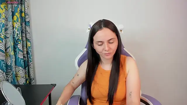 lucia s1 online show from February 2026 10:55:01 PM