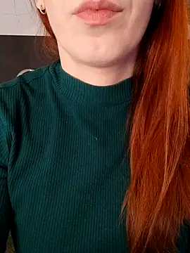 Snapshot of clara-francaise chatting on May 2026 07:01:02 PM clara-francaise online show from May 2026 07:01:02 PM