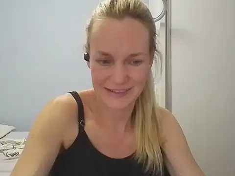 Annylove1 online show from January 2026 12:13:02 AM