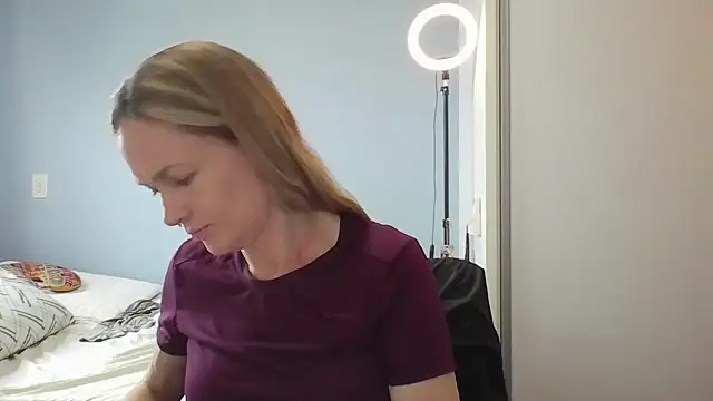 Annylove1 online show from February 2026 10:53:02 AM