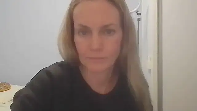 Annylove1 online show from July 2026 12:13:02 AM