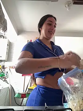 Hannahoff online show from November 2025 06:09:02 PM