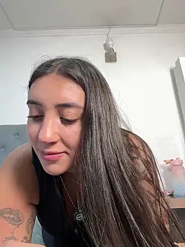 Hannahoff online show from June 2026 01:07:02 AM