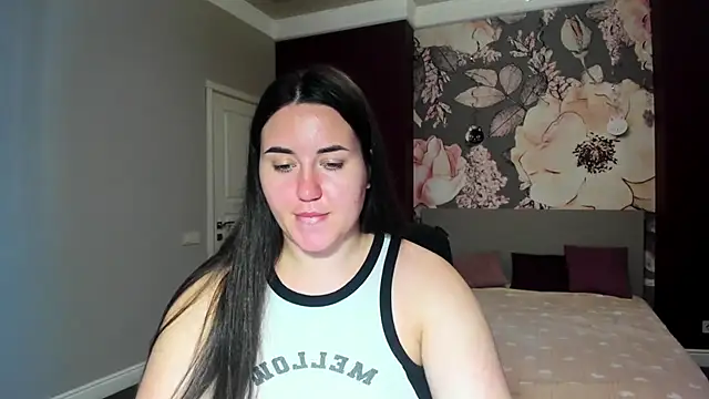 Roxie Bradley online show from September 2025 05:42:01 AM