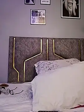 haileystone online show from February 2026 12:25:01 PM