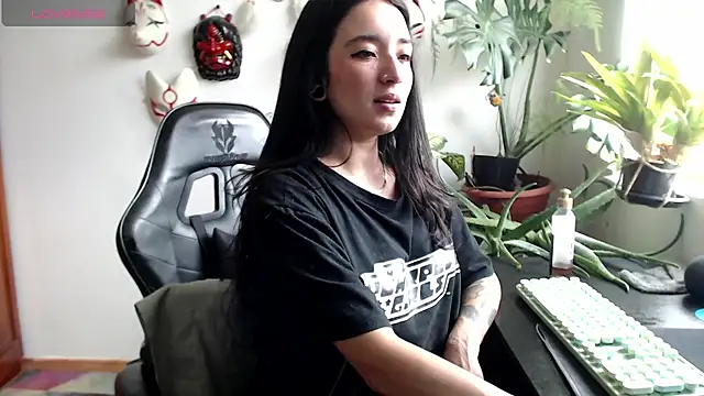 Snapshot of cat_salo chatting on April 2026 05:07:01 PM cat salo online show from April 2026 05:07:01 PM