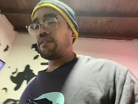 Im sophiie online show from February 2025 06:37:01 AM