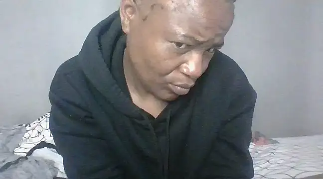 BeejayLoverxx online show from March 2025 03:41:01 AM