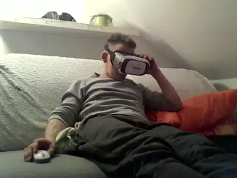 Cambitchboy online show from February 2025 03:51:01 AM