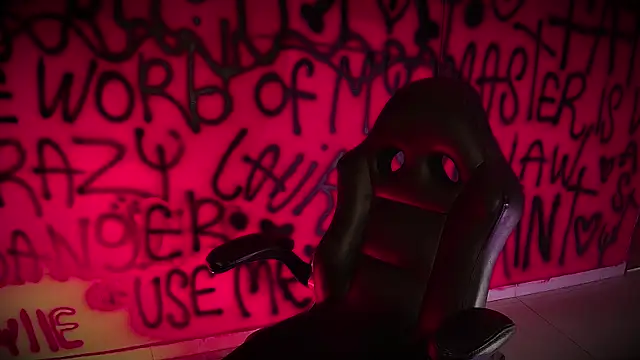 Laura takint online show from February 2025 04:02:01 PM