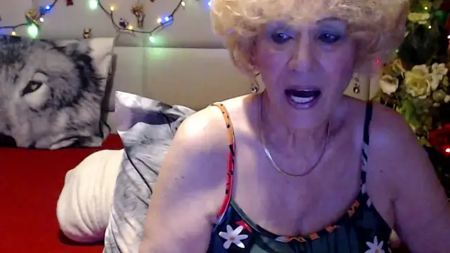 HappyWomanOn online show from May 2026 09:27:02 AM