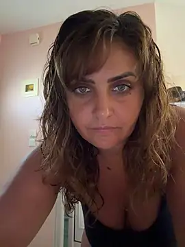 Snapshot of AnneKane chatting on July 2026 10:21:01 AM AnneKane online show from July 2026 10:21:01 AM