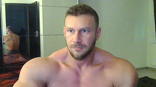 muscularkevin online show from December 2024 01:27:02 PM