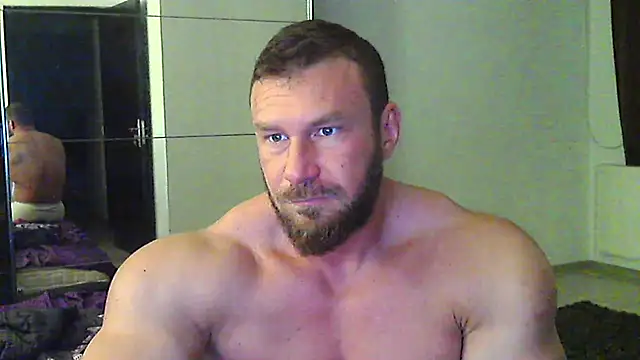 Snapshot of muscularkevin chatting on April 2026 04:04:01 AM muscularkevin online show from April 2026 04:04:01 AM