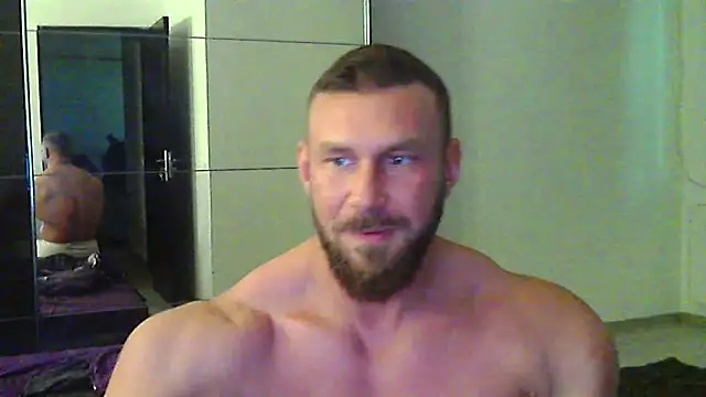 Snapshot of muscularkevin chatting on May 2026 03:39:02 PM muscularkevin online show from May 2026 03:39:02 PM