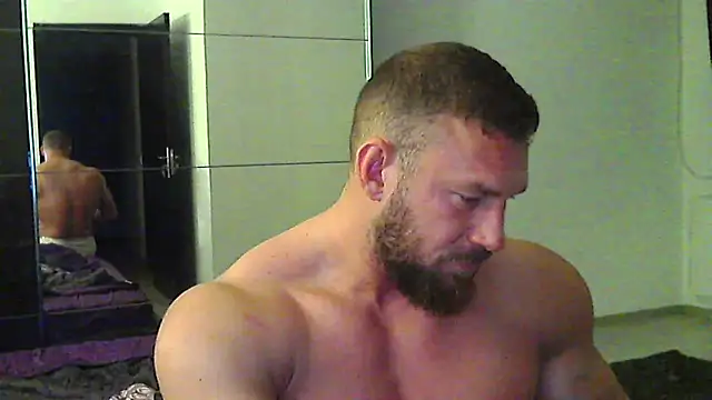 Snapshot of muscularkevin chatting on May 2026 03:03:01 AM muscularkevin online show from May 2026 03:03:01 AM