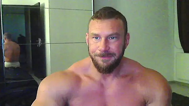 Snapshot of muscularkevin chatting on May 2026 03:59:01 AM muscularkevin online show from May 2026 03:59:01 AM