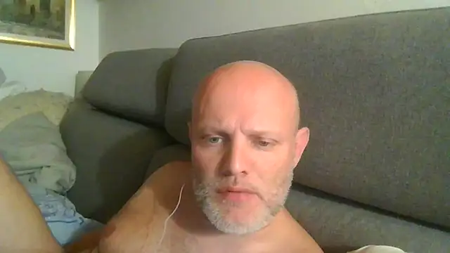 davigochi77bcn online show from February 2026 10:39:01 PM