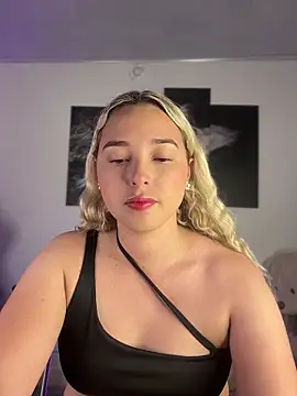 Irisweet  online show from November 2025 10:52:02 PM