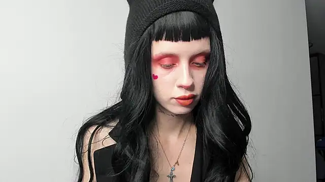 FlowerOfSin2001 online show from March 2025 06:44:02 PM