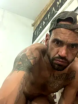 Snapshot of raphadoors19 chatting on October 2025 01:48:02 AM raphadoors19 online show from October 2025 01:48:02 AM